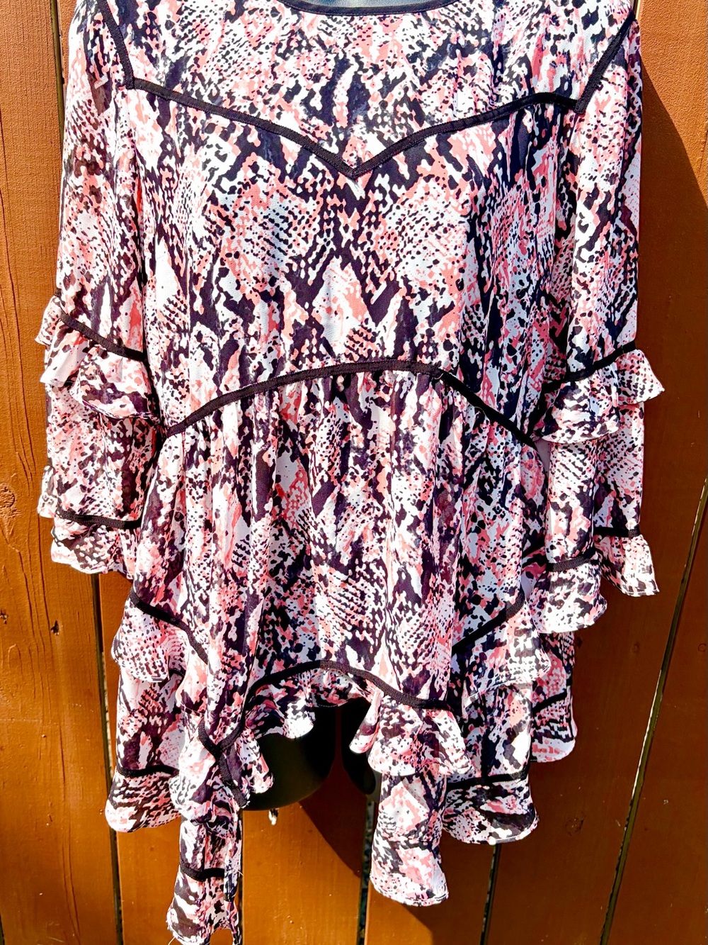 Bar III Pink Navy Abstract Ruffle Tunic Top - Picture 4 of 4